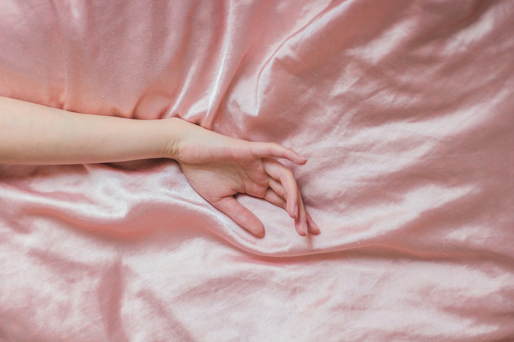 What’s Pink Noise, and Can It Help Your Sleep? - Diamond Mattress Store